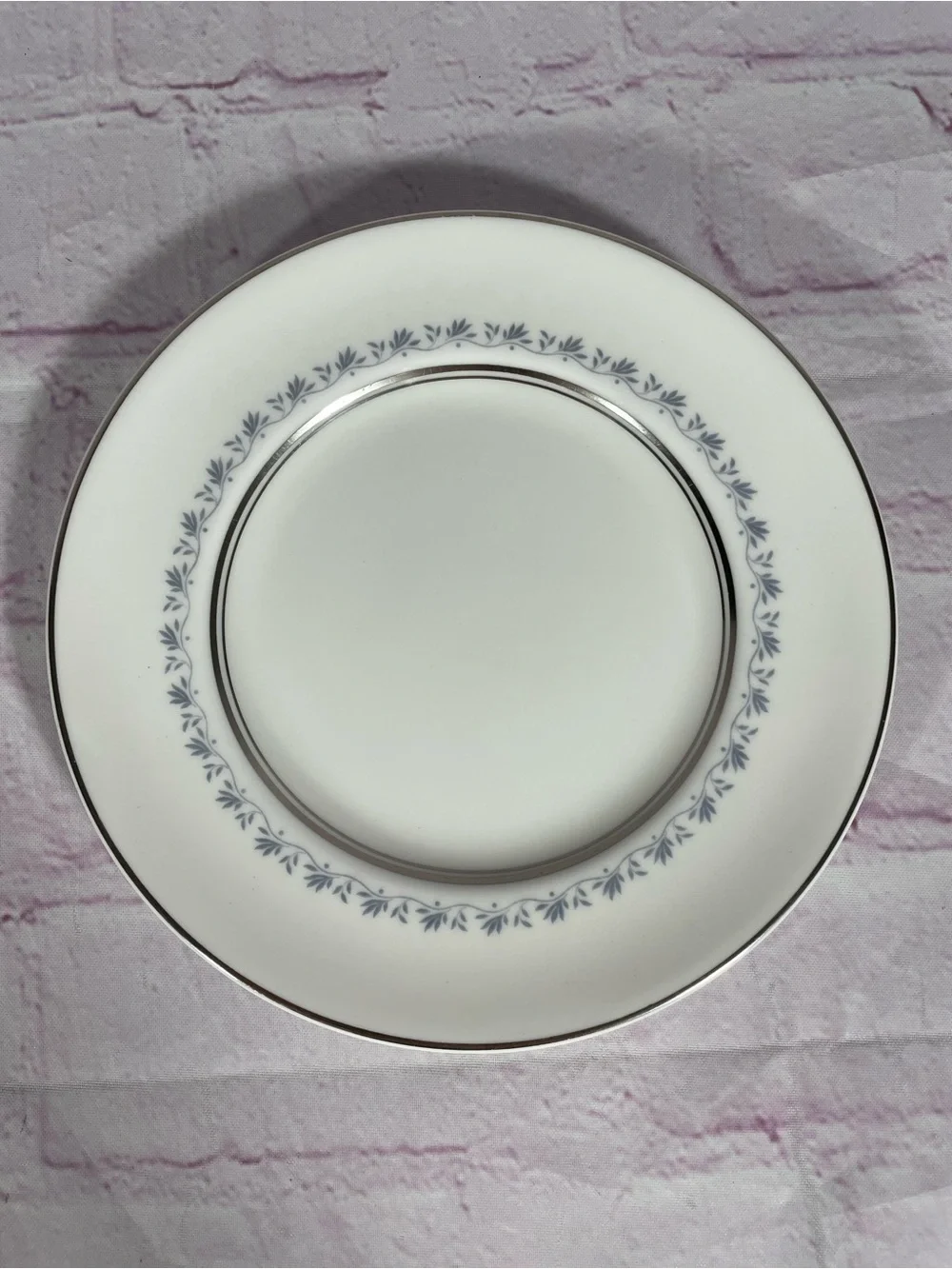 Royal Doulton this vintage